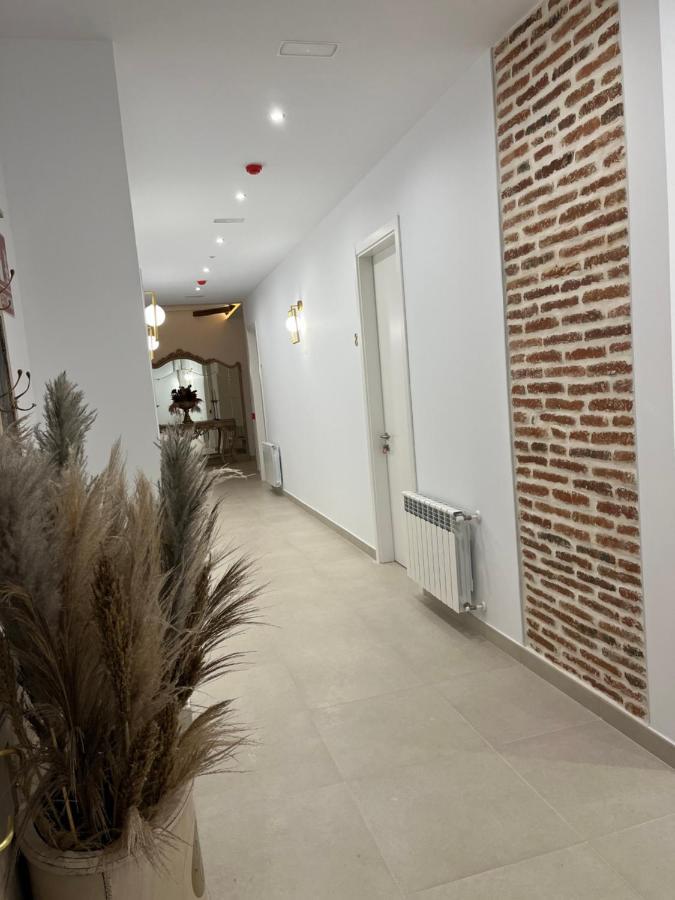 Casa Rural "Laplaza23" Herrera del Duque المظهر الخارجي الصورة